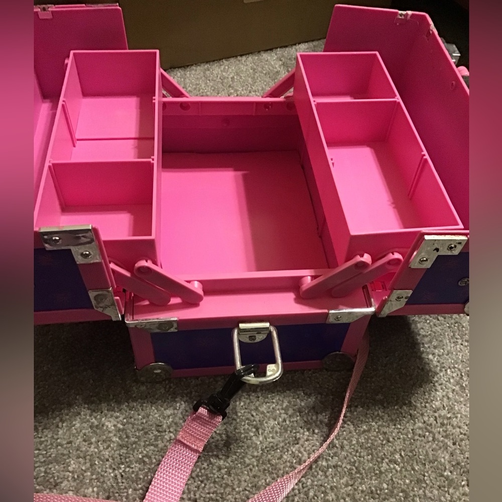 Vintage Caboodle pink and purple with butterflies